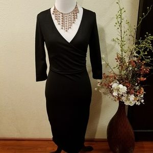 Joe & Elle Black Fitted Vneck Dress Size XS